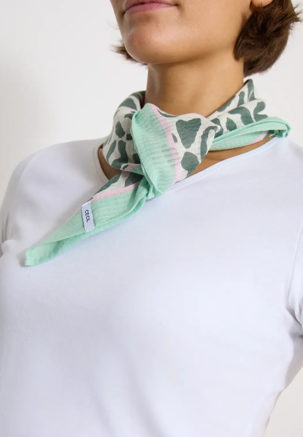 Bandana met textuur en leoprint