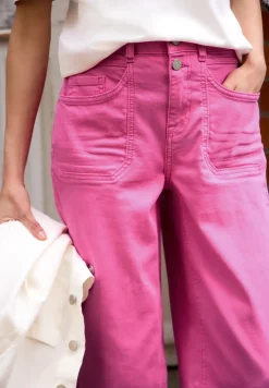 Barrel leg jeans in Loose Fit