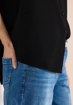 Basic blouse met overhemdkraag in effen kleur