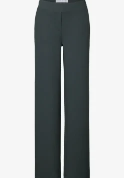 Basic broek met wijde pijpen