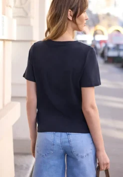Basic Shirt met gedetailleerde print