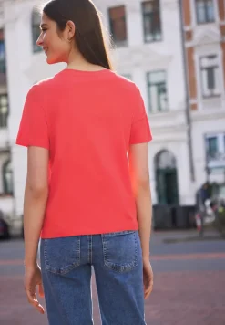 Basic Shirt met gedetailleerde print