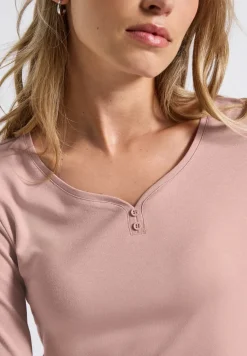 Basic shirt met knoopdetail