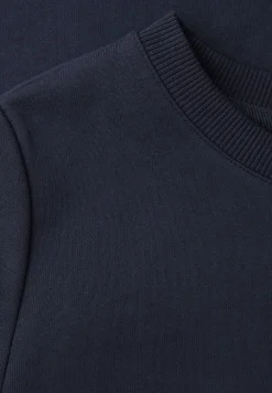 Basic sweatshirt