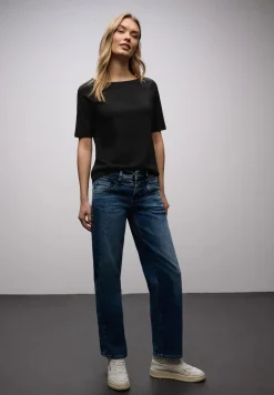 Basic Shirt