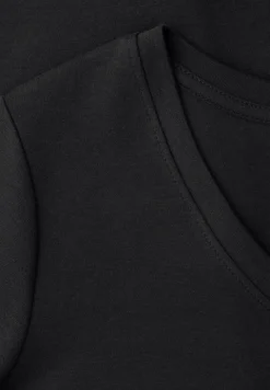 Basic Shirt
