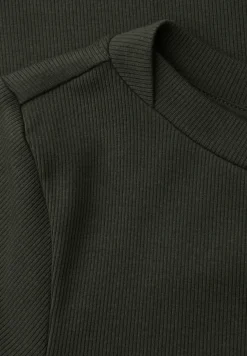 Basic shirt met boothals