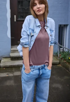 Basic Shirt met ronde hals en korte mouwen