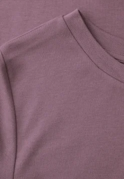 Basic Shirt met ronde hals en korte mouwen