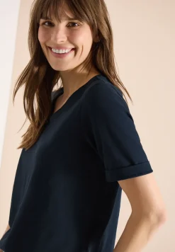 Basic Shirt met V-hals