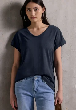 Basic shirt met V-hals
