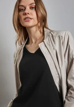 Basic shirt met V-hals