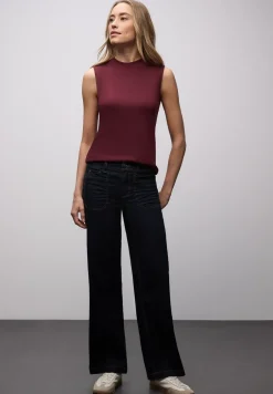 Basis top
