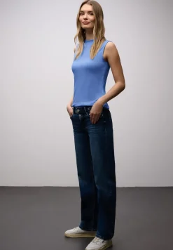 Basis top