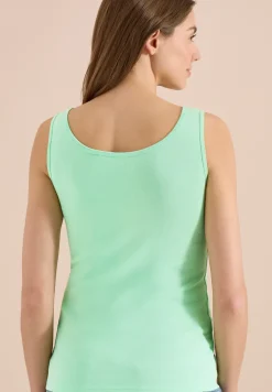 Basis top