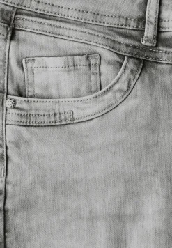 Bermuda jeans