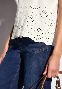 Blouse met borduursel