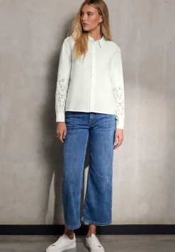 Blouse met geborduurde mouwen