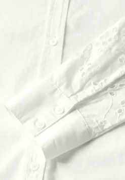 Blouse met geborduurde mouwen