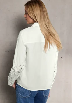 Blouse met geborduurde mouwen