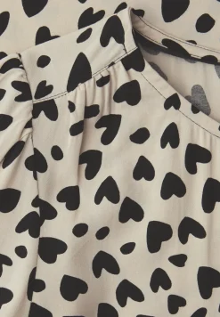 Blouse met hartjespatroon