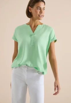 Blouse met korte mouwen en gespleten hals