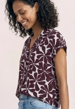 Blouse met overhangende schouders en bowlingkraag