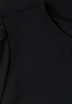 Blouse met ronde hals en korte pofmouwen