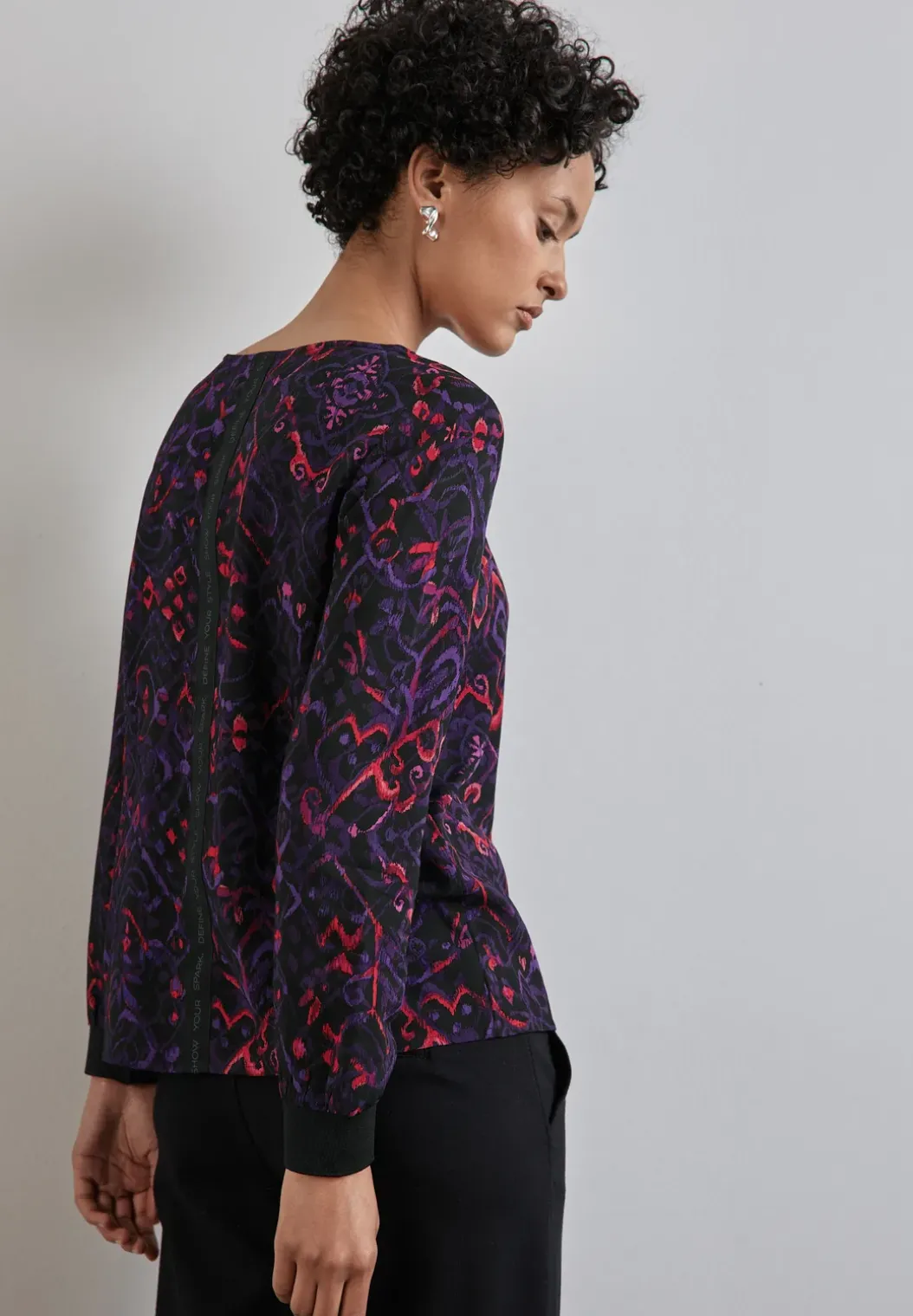 Blouse met tape details