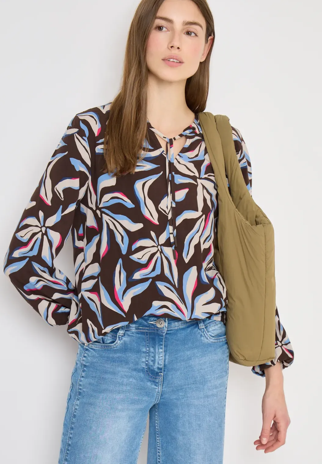 Blouse met touwtjes