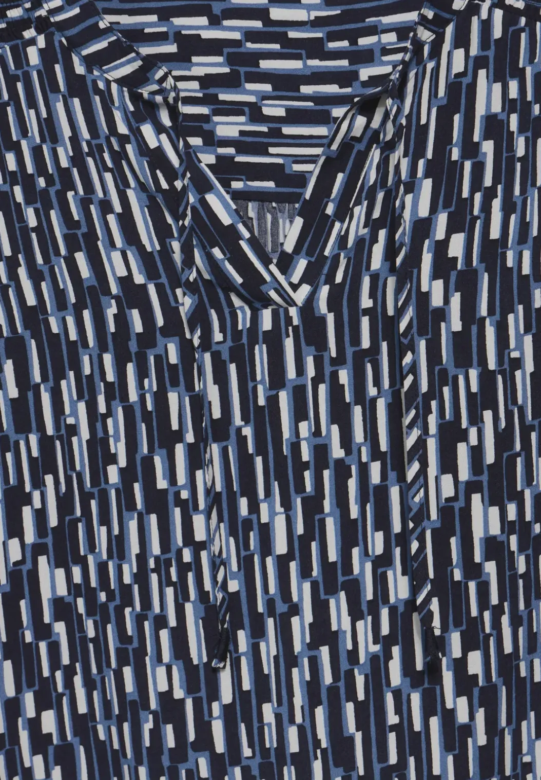 Blouse met smokdetail
