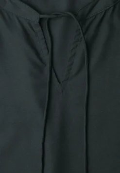 Blouseshirt met gespleten hals en smokdetail