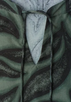 Blouseshirt met gespleten hals en smokdetail