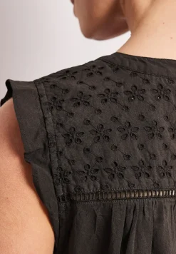 Blousetop met gespleten hals en shiffley-details