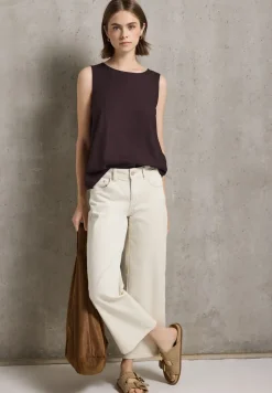 Blousetop met lintdetails
