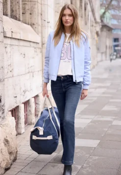Bootcut jeans