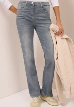 Bootcut jeans