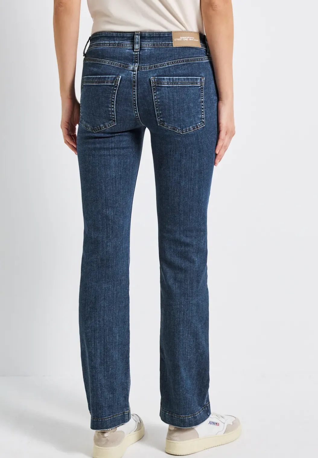 Bootcut jeans