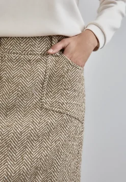 Bouclé rok