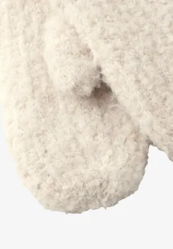 Bouclé wanten