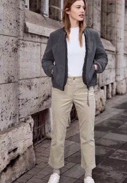 Broek met flared pijpen