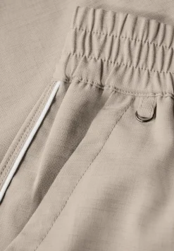 Broek met galonstrepen