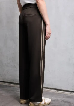 Broek met galonstrepen