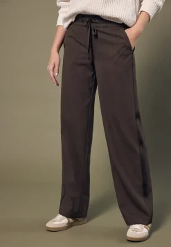 Broek met galonstrepen