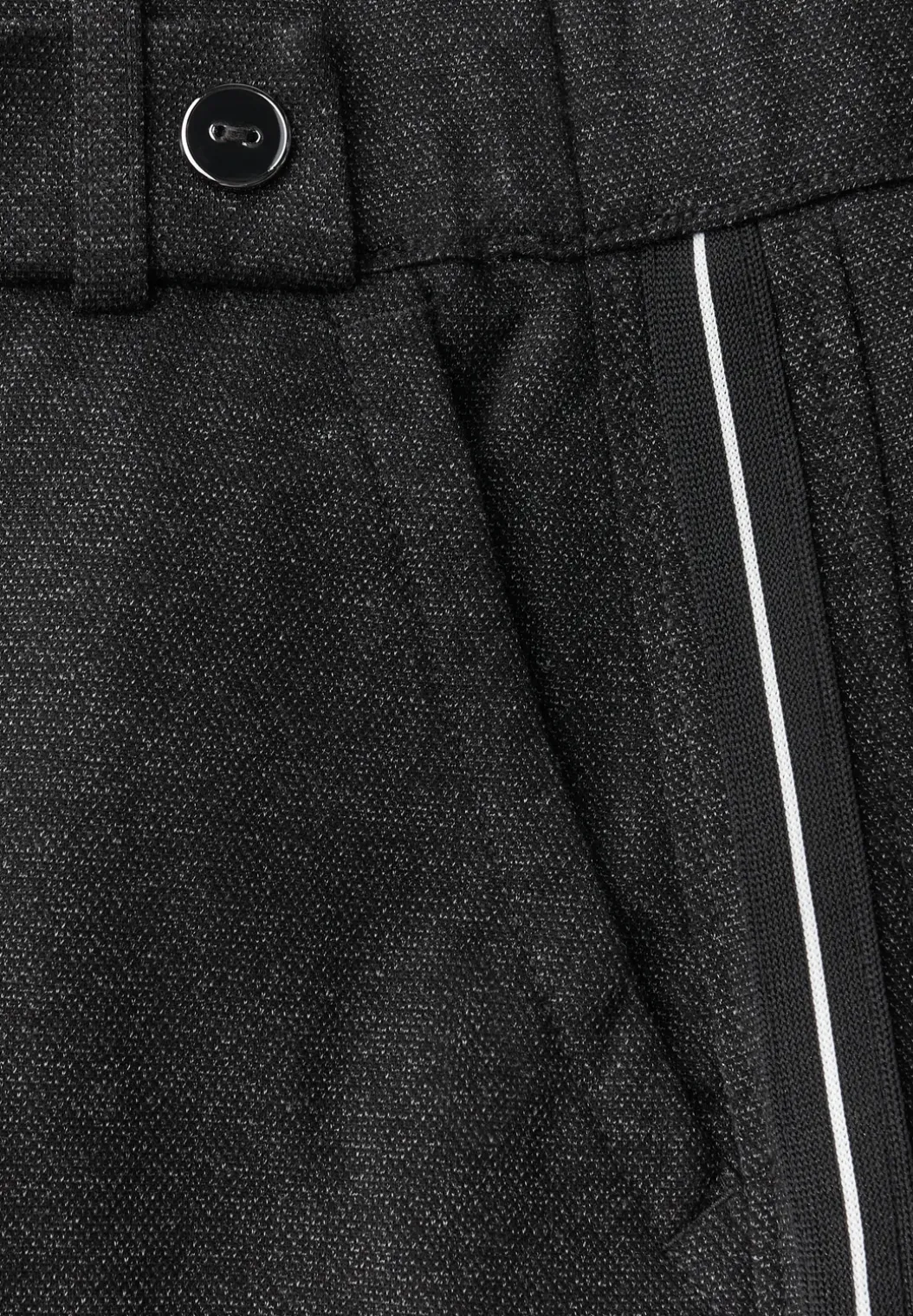 Broek met rechte pijpen en tape