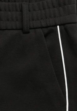 Broek met smalle pijpen