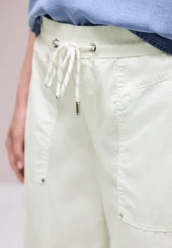 Broek met spijlpijpen in papertouch kwaliteit