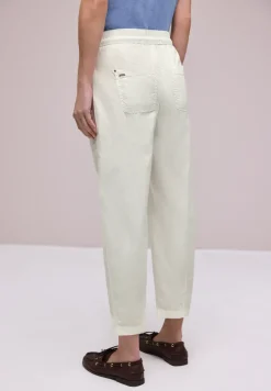 Broek met spijlpijpen in papertouch kwaliteit