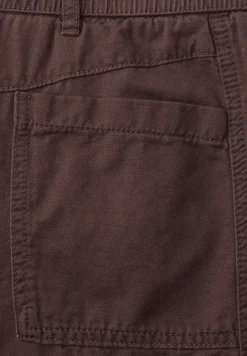 Broek met taps toelopende pijpen