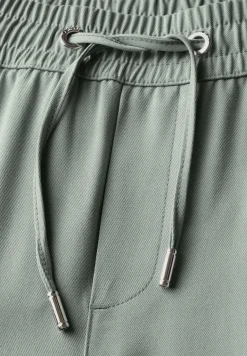 Broek met wijde pijpen in keperstof